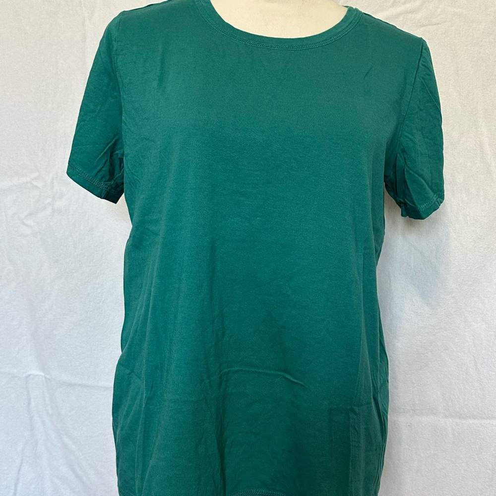 LOGO Principles by Lori Goldstein Short Sleeve Tee in Jade Green